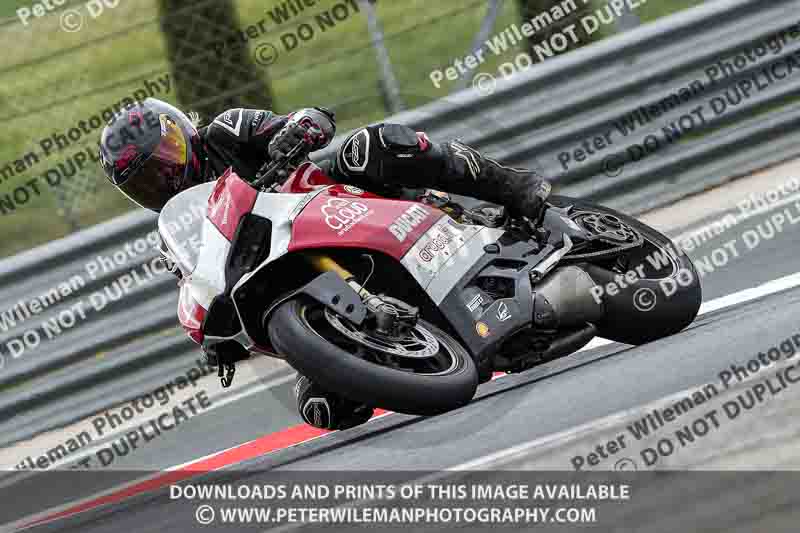 cadwell no limits trackday;cadwell park;cadwell park photographs;cadwell trackday photographs;enduro digital images;event digital images;eventdigitalimages;navarra;no limits trackdays;peter wileman photography;racing digital images;trackday digital images;trackday photos